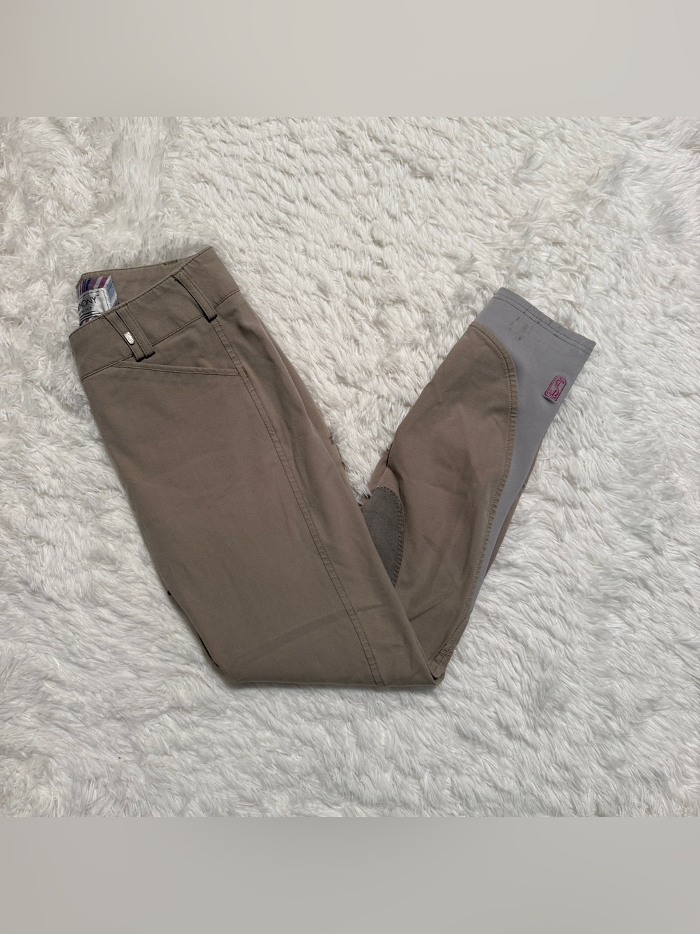 Women’s Size 24R Tan Tredstep Knee Patch Horseback Riding Breeches